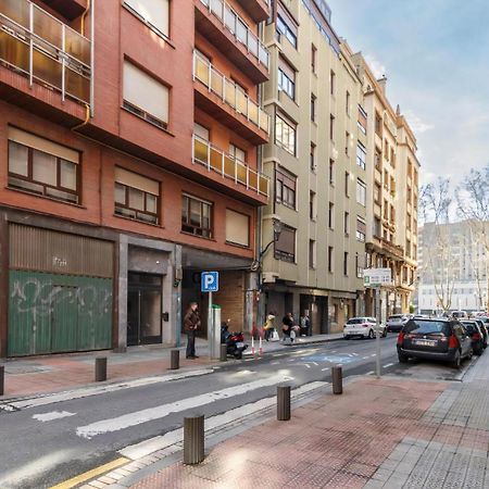 Modern Apartment Near To Guggenheim Museum Bilbao Exterior foto